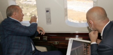 Cumhurbakan Erdoan havadan yapm devam eden hastaneleri inceledi
