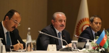 Meclis Bakan entop, Azerbaycan Dileri Bakan Jeyhun Bayramovla bir araya geldi