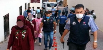 FET֒nn polis elerinden sorumlu 'mahrem imam'larna operasyonda 1 tutuklama