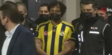 Çiftlik Bank davası sanığı Fatih Aydın'ın üzerindeki Fenerbahçe forması ile ilgili emniyet'ten açıklama