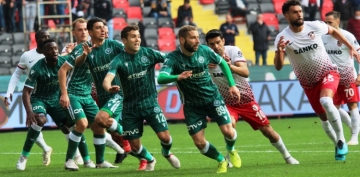Spor Toto Süper Lig: Gaziantep FK: 2 - Konyaspor: 1