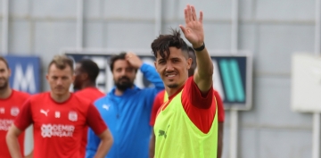 Fayal Fajr, Sivasspor'a veda etti