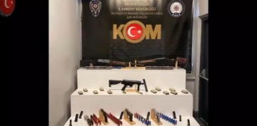 Polis ekipleri ruhsatsz silah sat yapan 3 ahs yakalad