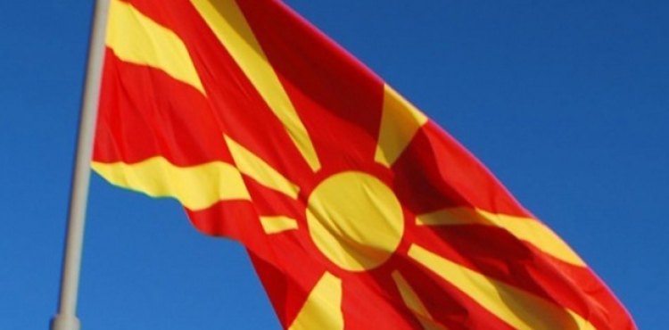 Makedonya Parlamentosu lkenin adnn deiikliini ieren yasay onaylad