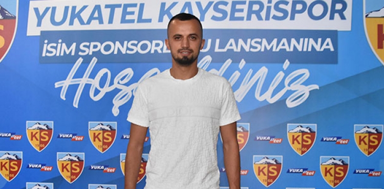 Kayserisporlu futbolcu lhan Parlak: Bu sene ok farkl bir Kayserispor izleteceiz