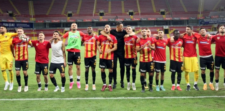 Kayserispor'da Baakehir FK hazrl