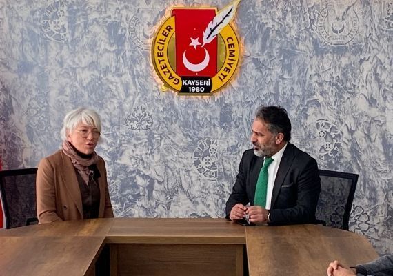 KARAOLUNDAN KAYSER GAZETECLER CEMYETݒNE ZYARET