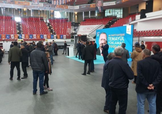 AK Partide temayl yoklamas sona erdi