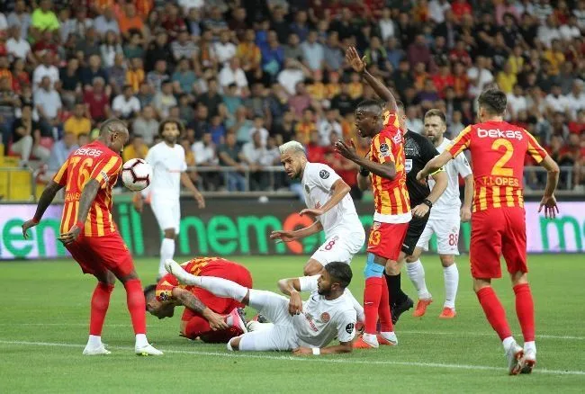Kayseri spor Antalya sporu 2-0 yendi