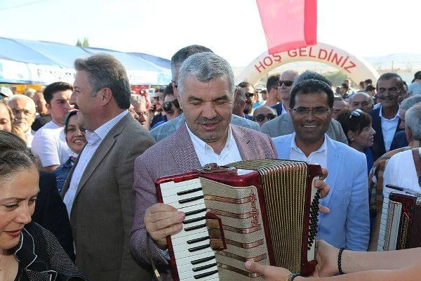 "Anadolu Hepimizin Son Vatanı"