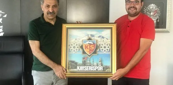 Kayserispor’lu Taraftarlar Başkan Bedir’i Ziyaret Etti