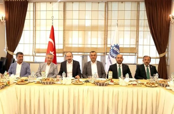 Kayserili Sanayici ve İşadamları Bankacılarla Buluştu