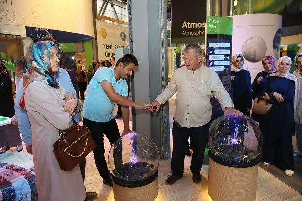 Eğitime Bilim Merkezi Katkısı