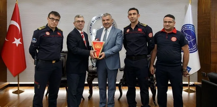 Başkan Çelik İtfaiye Haftasını Kutladı