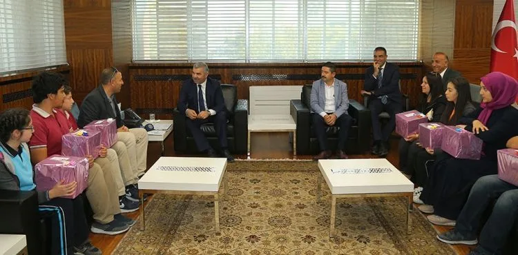 Güneşin Enerjik Öğrencileri