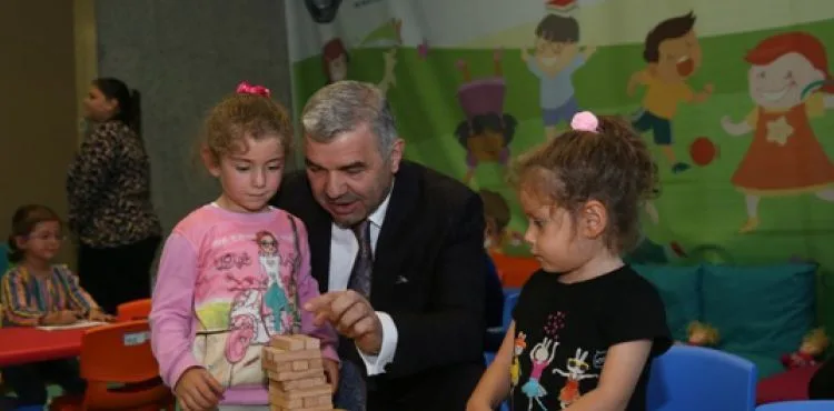 başkan çelik kitap fuarı’nda