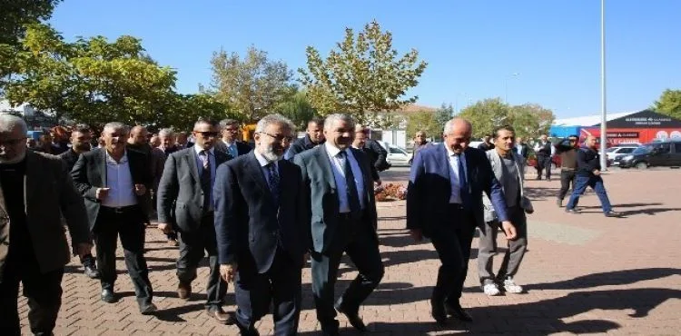 Oto Sanatkarlar'dan Başkan Çelik'e teşekkür