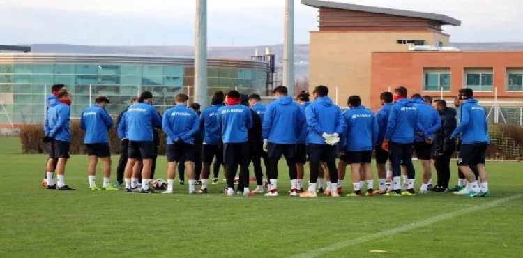 Kayserispor'da Kasımpaşa mesaisi sürdürüyor