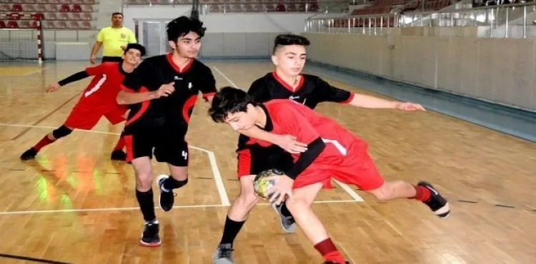 Okullar arası Gençler Hentbol İl Birinciliği başladı