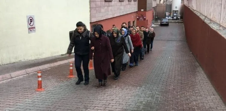 FETÖ operasyonunda gözaltına alınan 11 şahıs adliyede