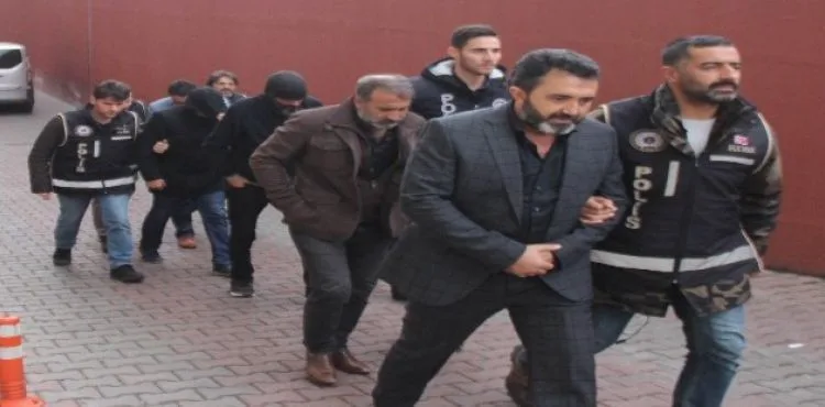 Senet operasyonunda gözaltına alınanlar adliyeye sevk edildi