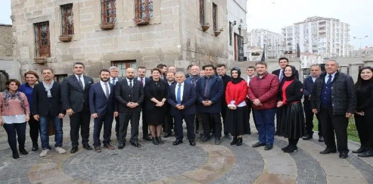 Başkan Büyükkılıç “Mesleki odalarını önemsiyoruz”