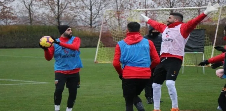 Kayserispor'da Kasımpaşa mesaisi sürüyor