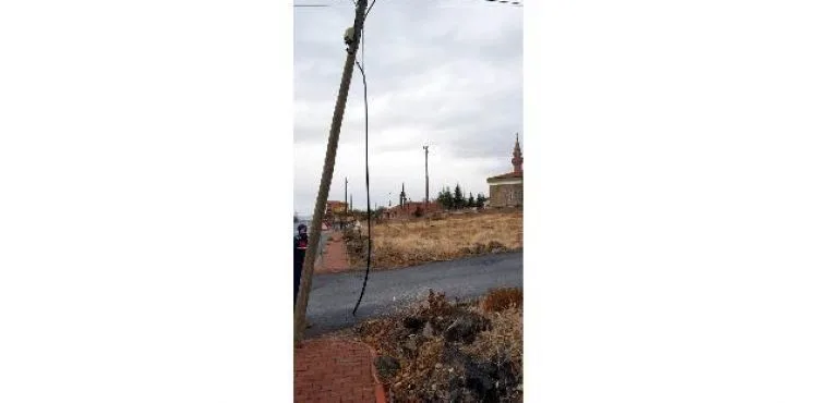 Kablo hırsızları yakalandı