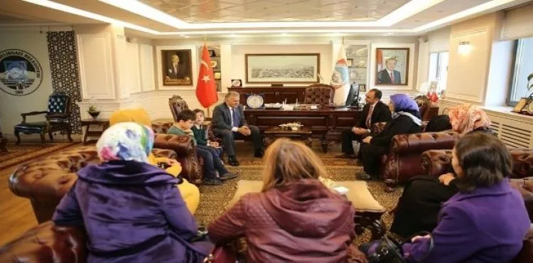 Öğrencilerden Büyükkılıç'a ziyaret