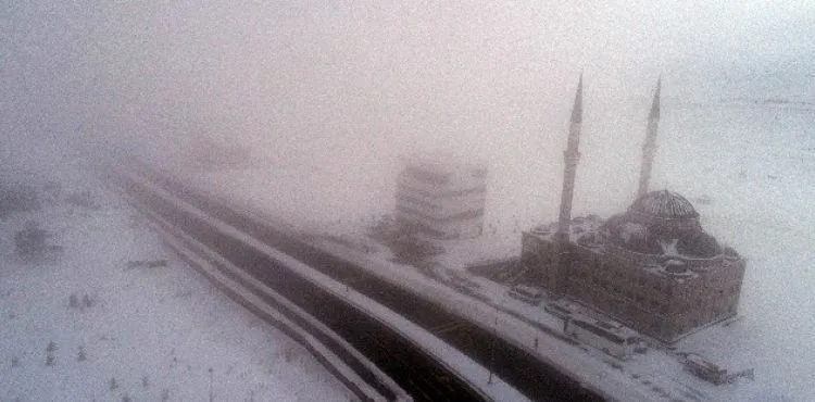 Erciyes'te hafta sonu kayak sezonu açılıyor