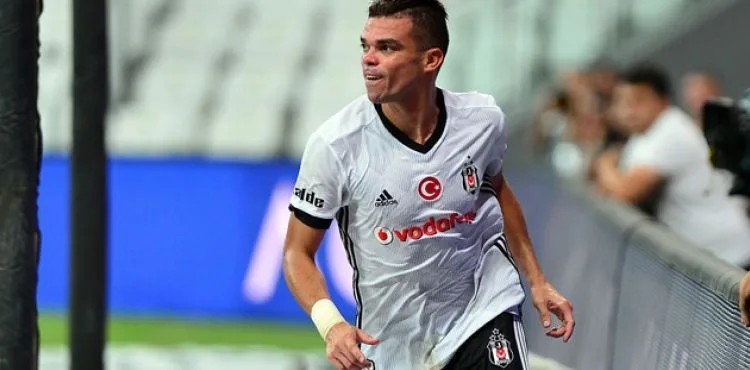Beşiktaş Pepe ile yollarını ayırdı