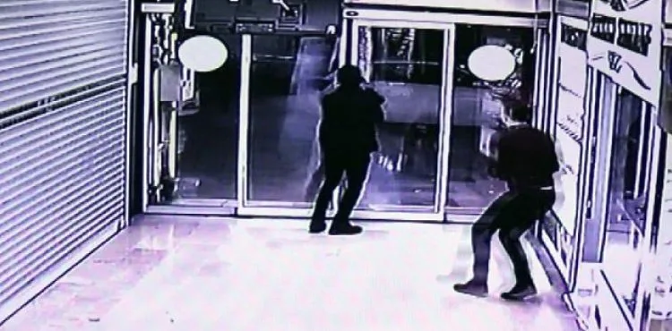 Hırsıza 'kapı' engeli