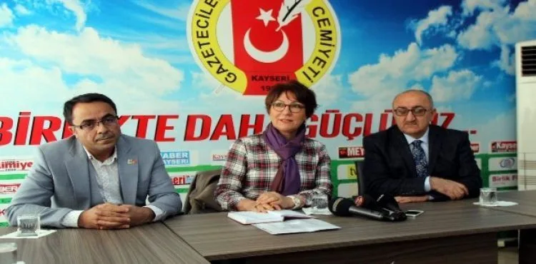 "Hepimizin silkelenip bu ülke için en iyinin yapılması gerektiği bir zamandayız"