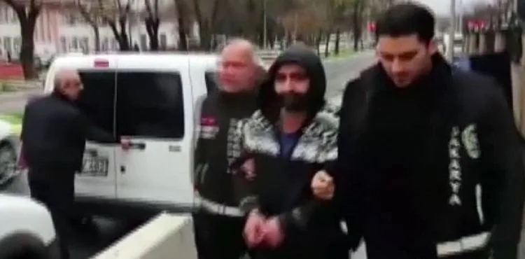 Sakarya'da yaşlı adamı döverek öldürdüler