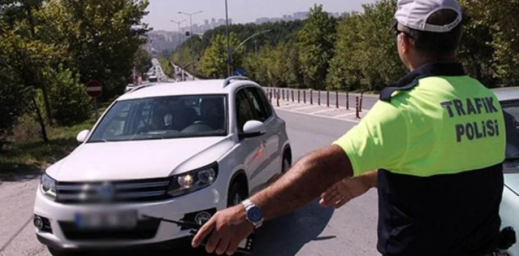 Drift yapan ehliyetsiz ve alkollü sürücüye 9 bin 46 lira ceza