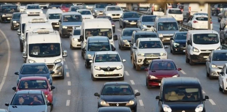 Trafik Kanunu ile bazı kanunlarda değişiklik yapan kanun yürürlüğe girdi