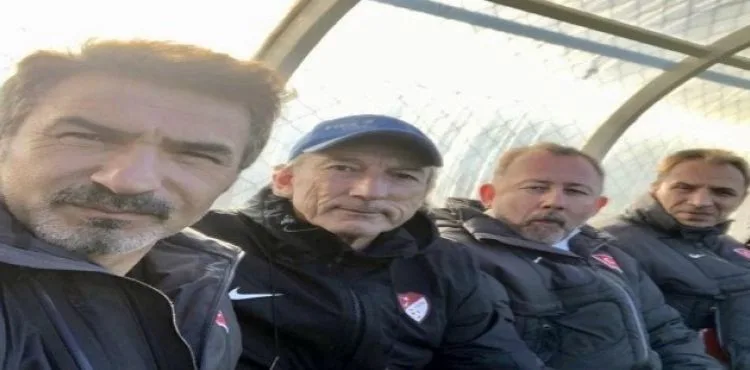 Kayserispor antrenörü PRO Lisans kursunda