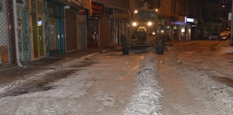 Melikgazi’de kesintisiz ulaşım devam ediyor