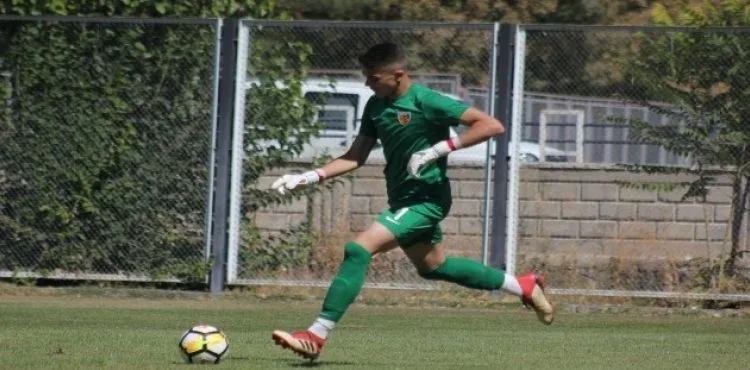 Kayserispor'dan Doğan Alemdar ve Nurettin Korkmaz kadroya çağrıldı