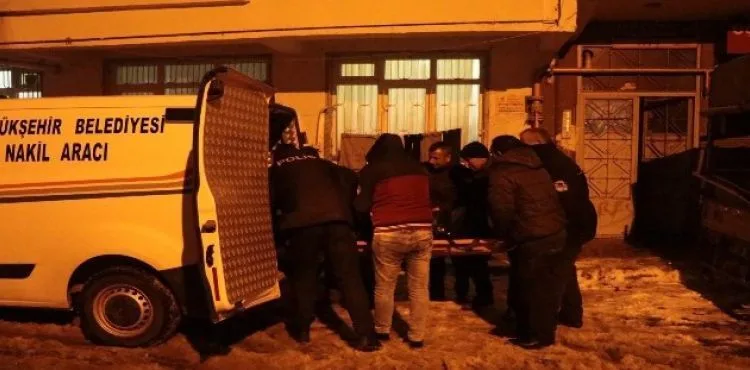 Yalnız yaşayan adam evinde ölü bulundu