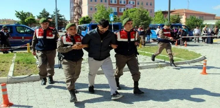 Akaryakıt istasyonundaki kar maskeli cinayette 5 sanığa ceza yağdı