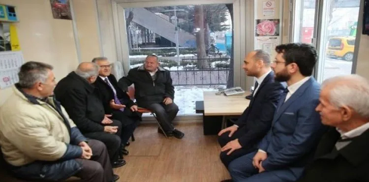 Başkan Büyükkılıç, taksici esnafını ziyaret etti