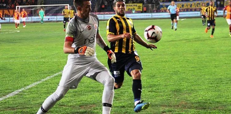 Galatasaray ikinci yarının perdesini Ankaragücü ile açıyor