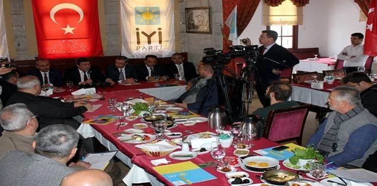 Dursun Ataş: “Yerel seçimlerle beka sorununun ne alakası var”