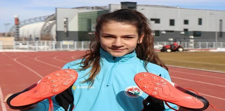 Çivili ayakkabı ile gelen başarı 30.01.2019 10:37:09 Kayseri / Haberde İnsan / 20190130AW609502