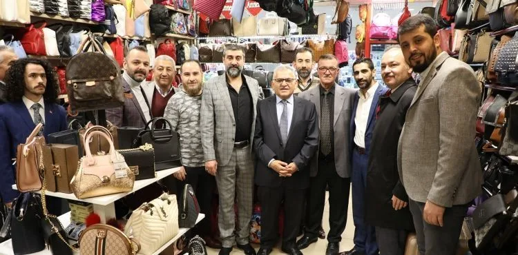 Başkan Dr.Memduh Büyükkılıç, Yeraltı Çarşı Esnafına ‘Hayırlı İşler’ Temennisinde Bulundu