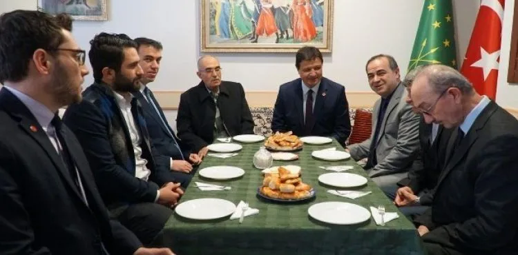 Mahmut Arıkan'dan Görücü'ye hayırlı olsun ziyareti