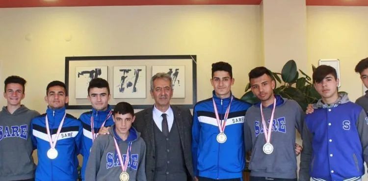 Atletizm yarışmalarında Sare Koleji şampiyon oldu