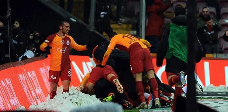 Galatasaray 3 puanı uzatmada kurtardı