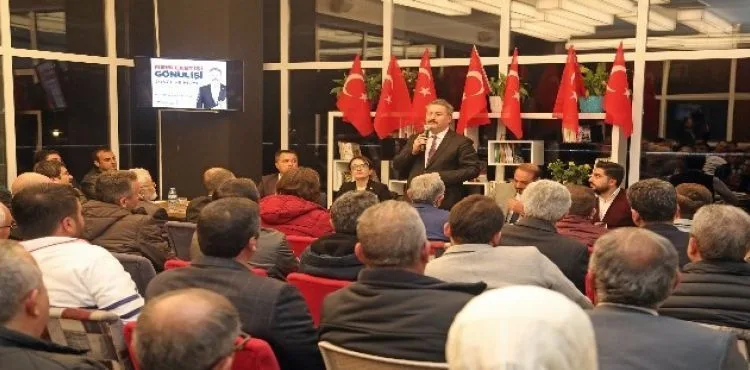 Palancıoğlu'ndan gençlere teknoloji atölyeleri
